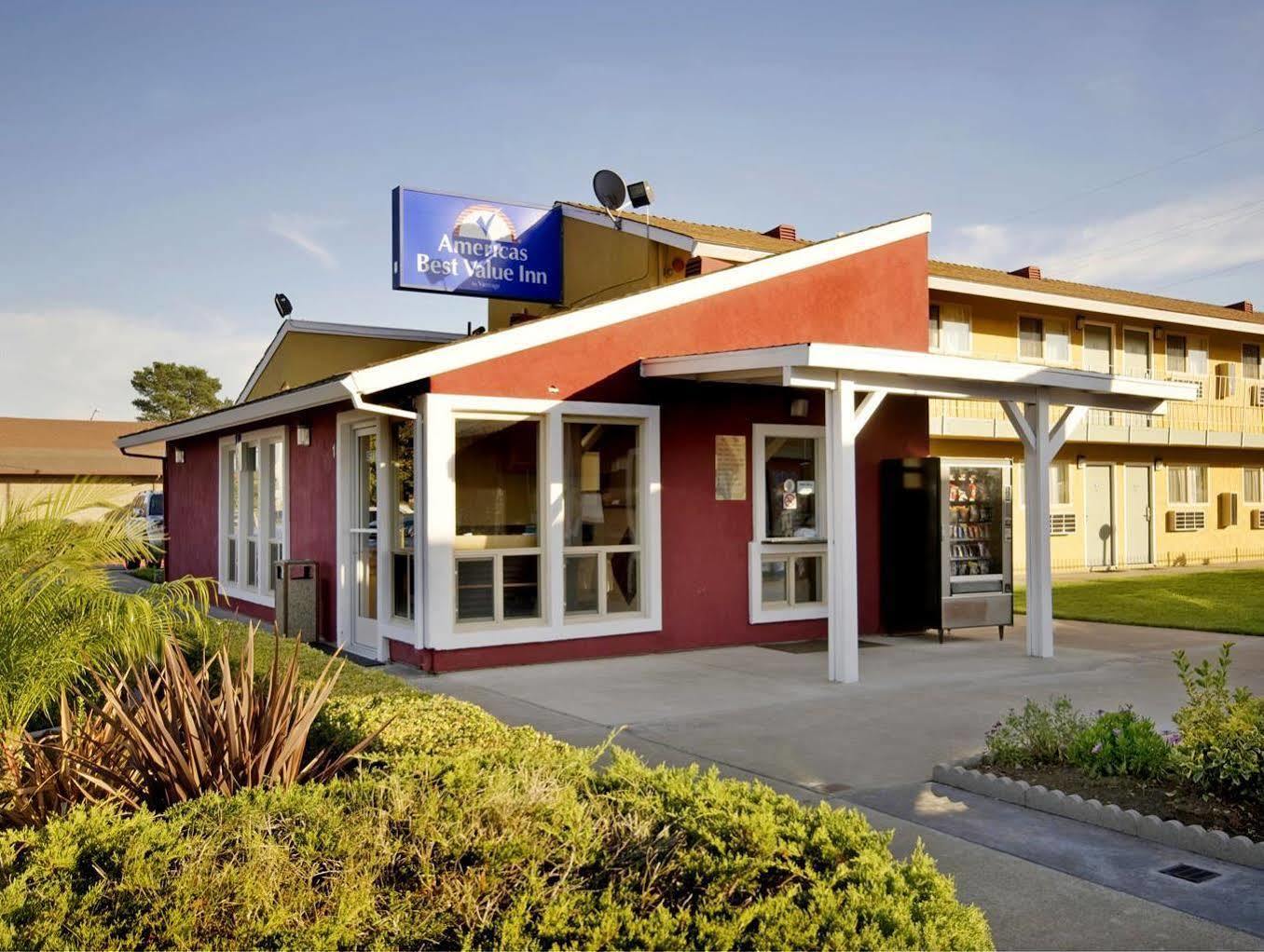 Oasis Inn Sacramento- Elk Grove מראה חיצוני תמונה