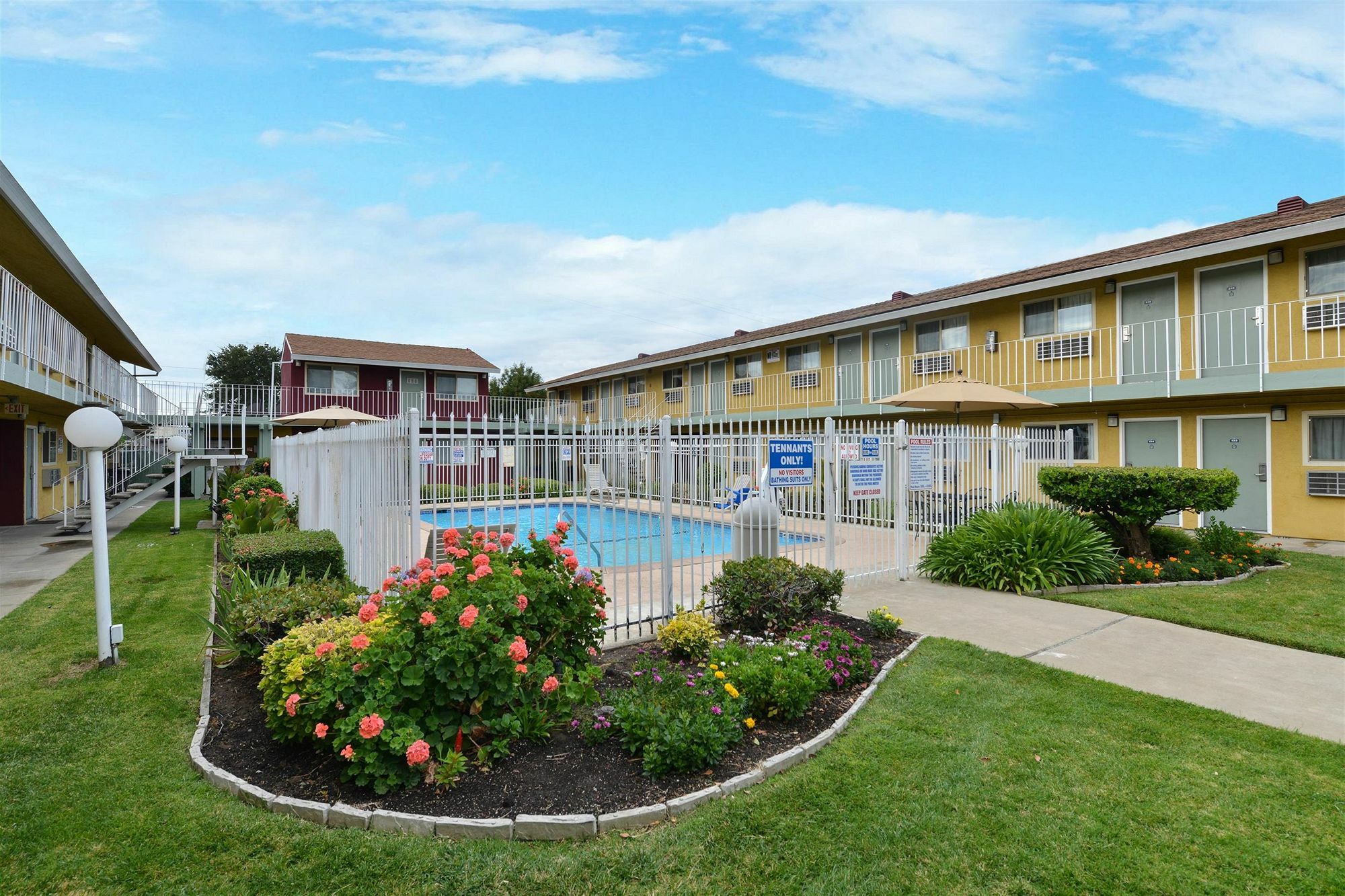 Oasis Inn Sacramento- Elk Grove מראה חיצוני תמונה